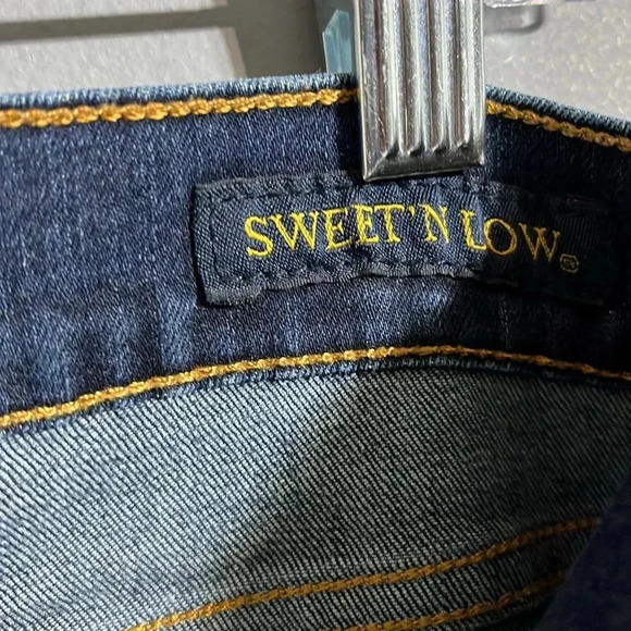 Lucky Brand jeans sweet n Low Boot cut size 6/28 - Picture 5 of 8